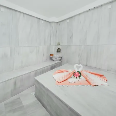 One Bedroom In Caesar & Spa, Long Daire *