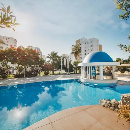 One Bedroom In Caesar & Spa, Long Daire *