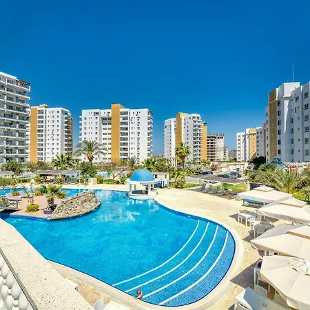 One Bedroom In Caesar & Spa, Long *